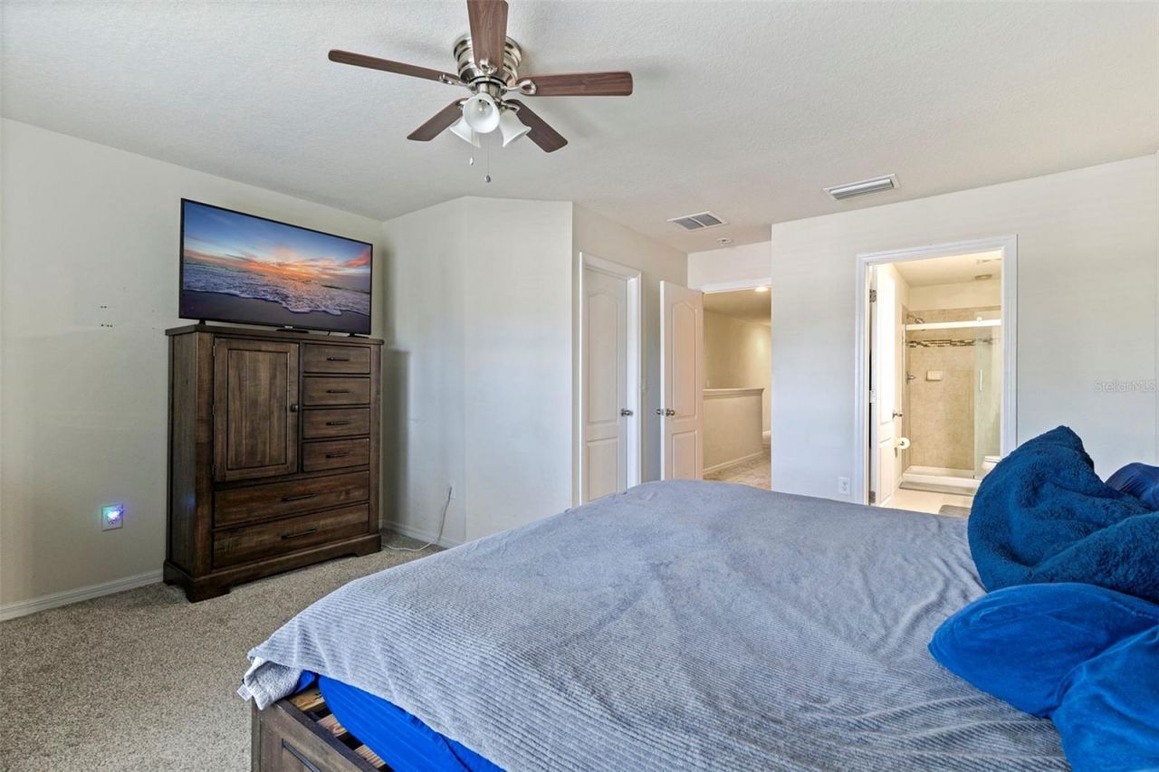 5148 Bay Isle Circle, Clearwater, FL 33760 Photo