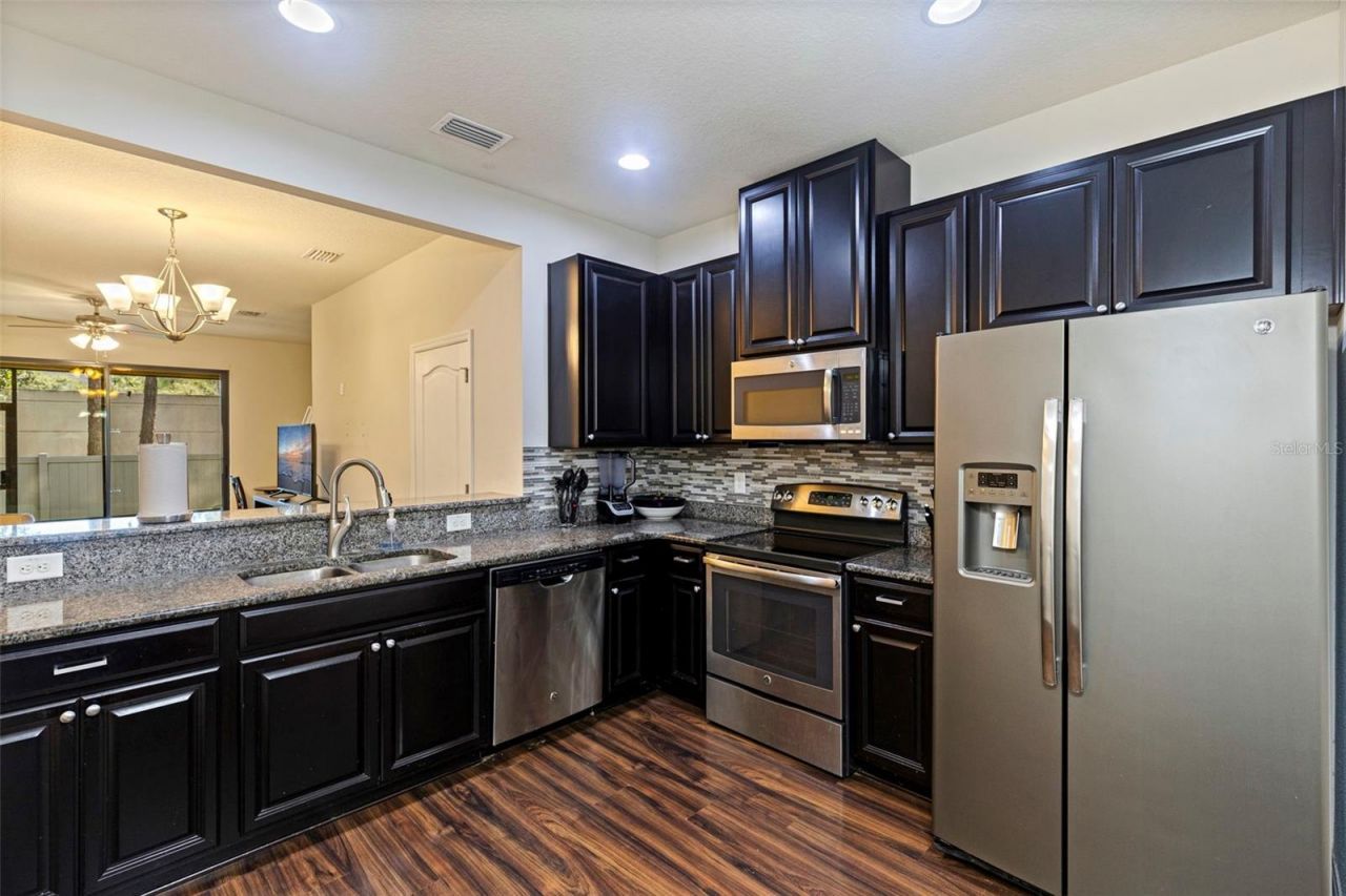 5148 Bay Isle Circle, Clearwater, FL 33760 Photo