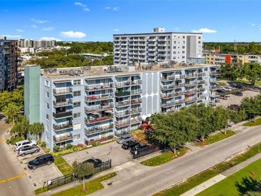 12500 NE 15TH AVENUE, Unit 105, NORTH MIAMI, FL 33161