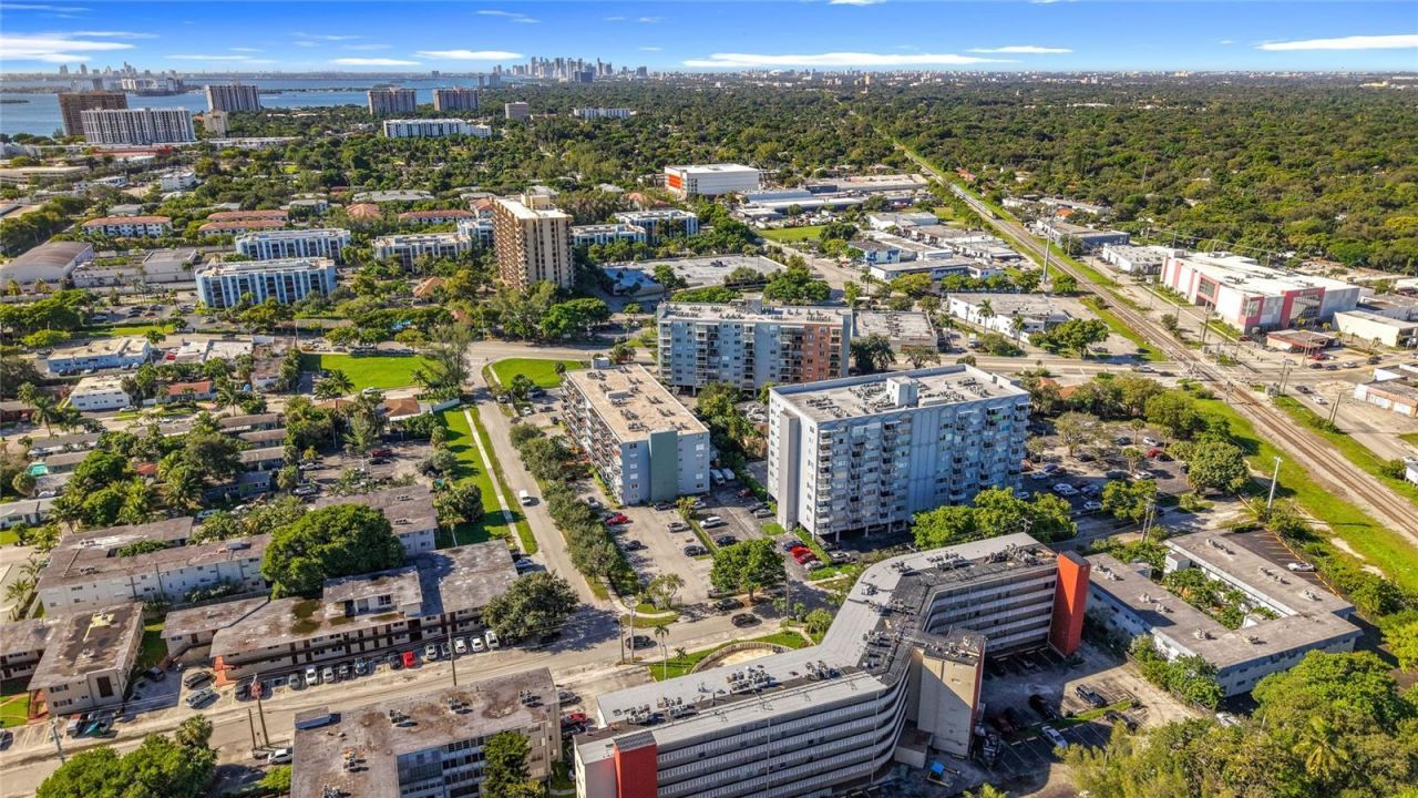 12500 NE 15th Avenue, Unit 105, North Miami, FL 33161 Photo