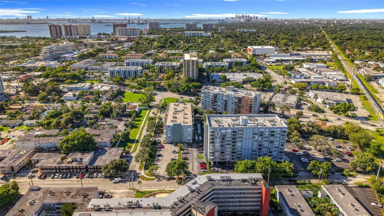 12500 NE 15th Avenue, Unit 105, North Miami, FL 33161 Photo