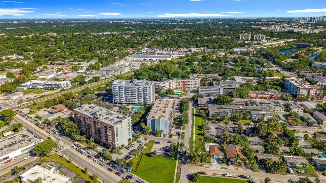 12500 NE 15th Avenue, Unit 105, North Miami, FL 33161 Photo