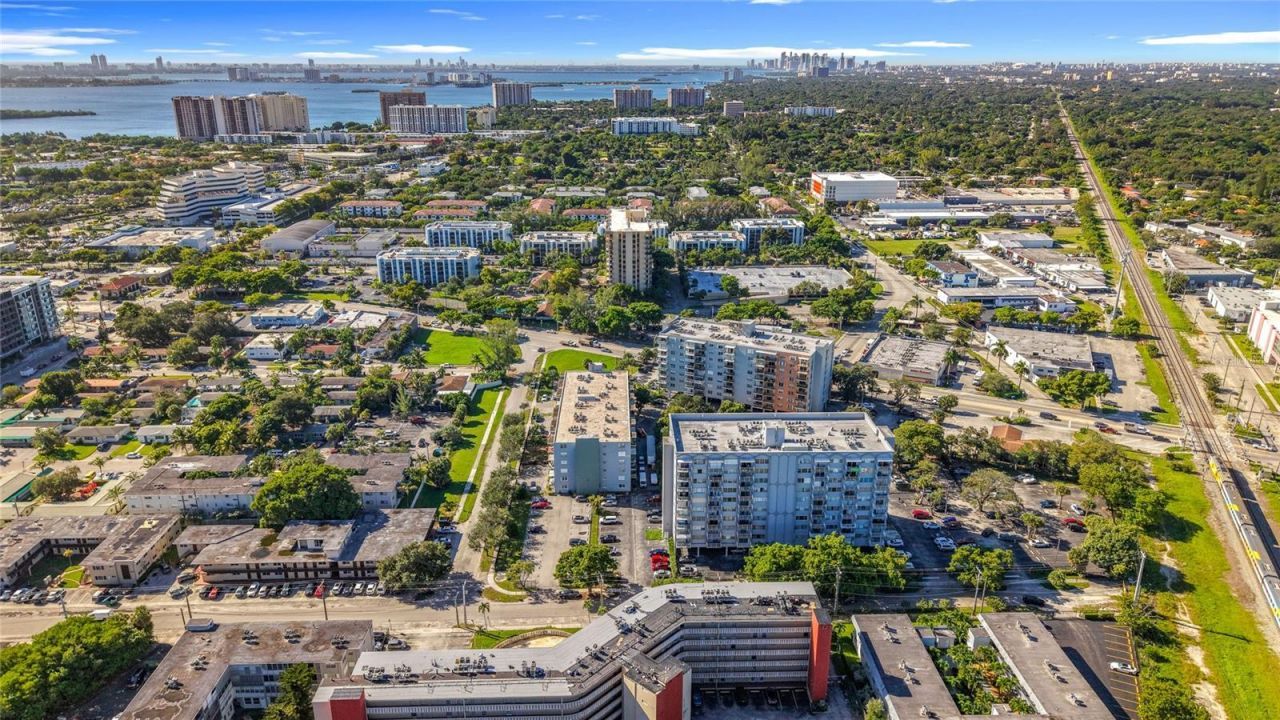 12500 NE 15th Avenue, Unit 105, North Miami, FL 33161 Photo