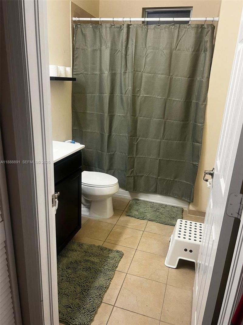 133 SE 28th Ter, Unit 9, Homestead, FL 33033 Photo