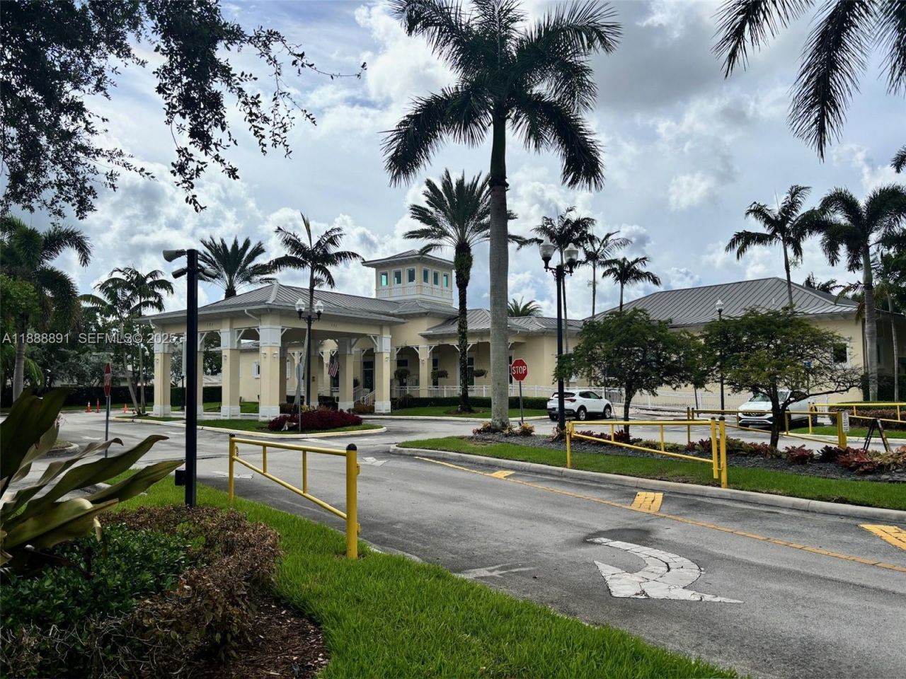 133 SE 28th Ter, Unit 9, Homestead, FL 33033 Photo