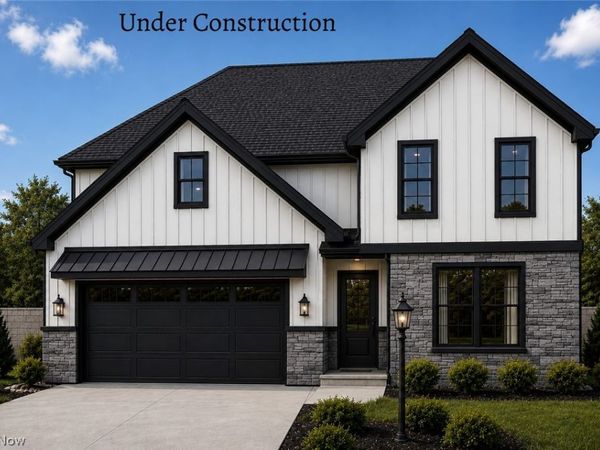6724 Benedict Drive, Unit SL2, Middleburg Heights, OH 44130