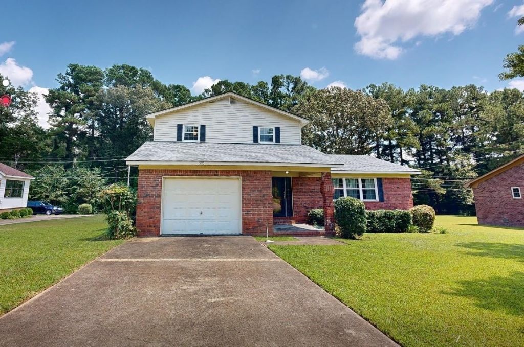 595 Swaney Dr, Holly Springs, MS 38635 Main Photo