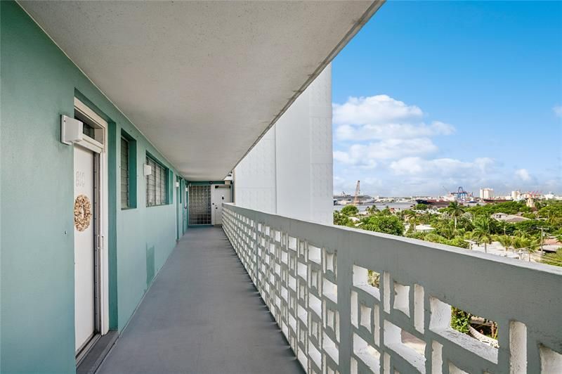 1900 S Ocean Drive, Unit 810, Fort Lauderdale, FL 33316 Photo