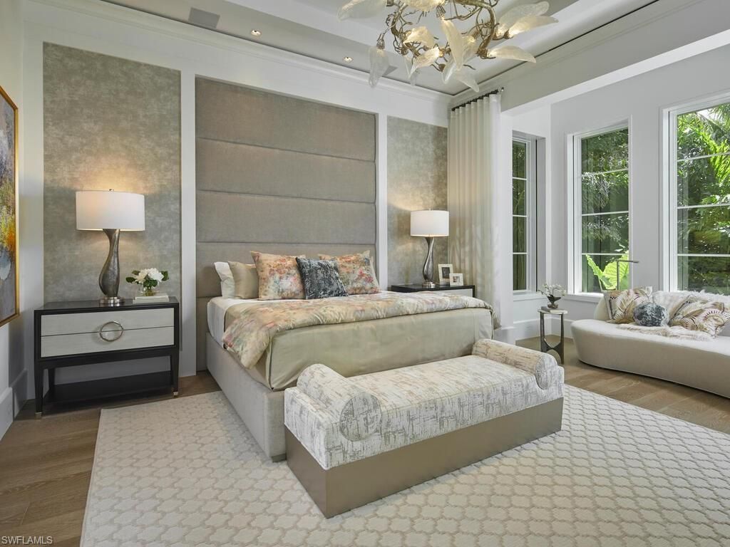 2075 Gordon Dr E, Naples, FL 34102 Photo