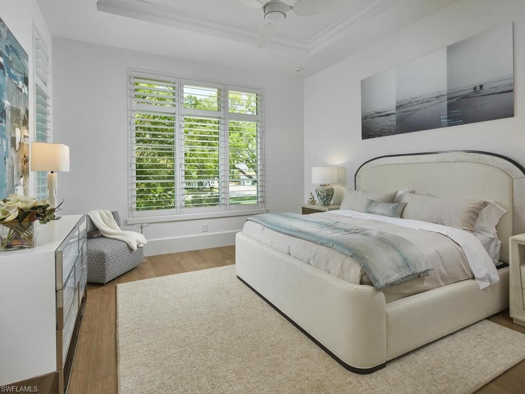 2075 Gordon Dr E, Naples, FL 34102 Photo