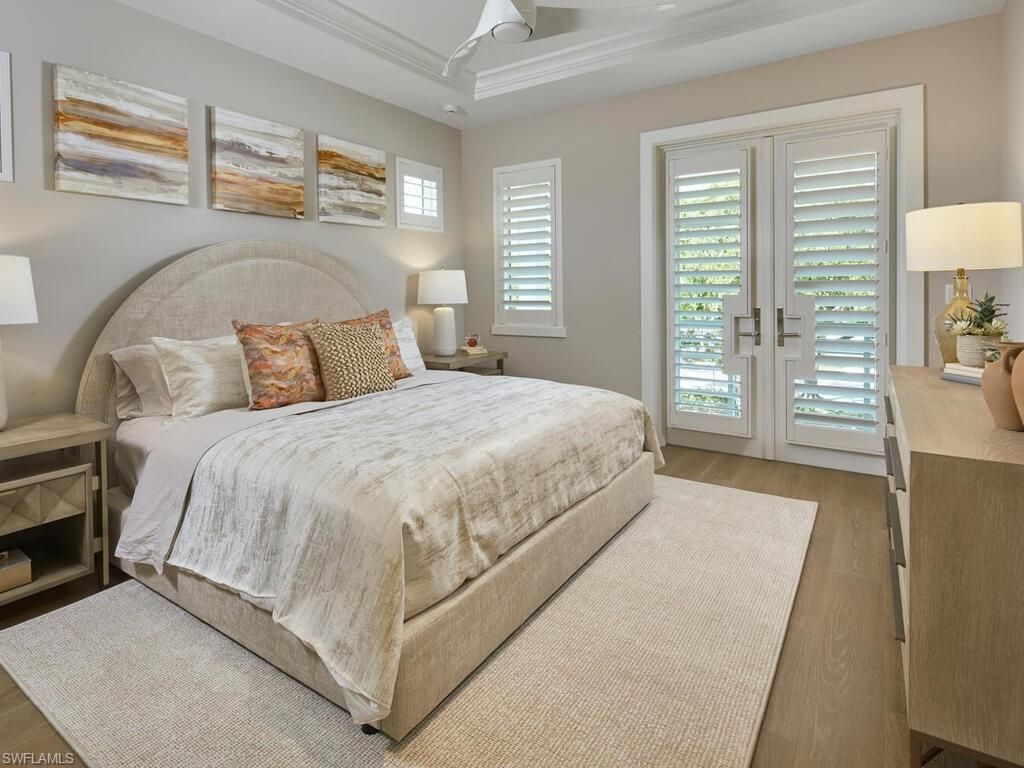 2075 Gordon Dr E, Naples, FL 34102 Photo