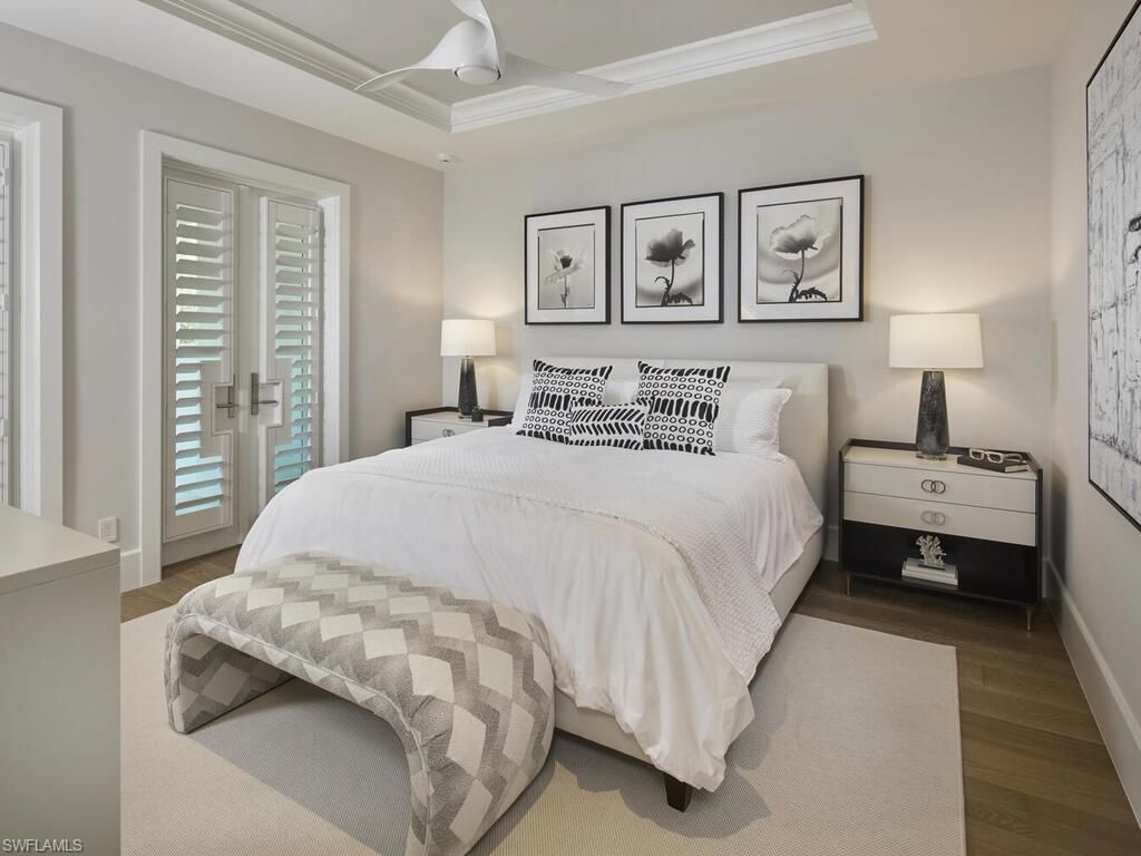 2075 Gordon Dr E, Naples, FL 34102 Photo