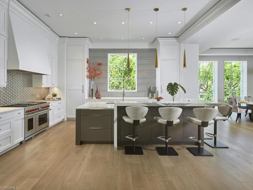 2075 Gordon Dr E, Naples, FL 34102 Photo