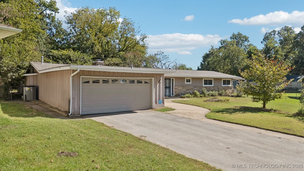 4189 S Trenton Avenue, Tulsa, OK 74105 Main Photo