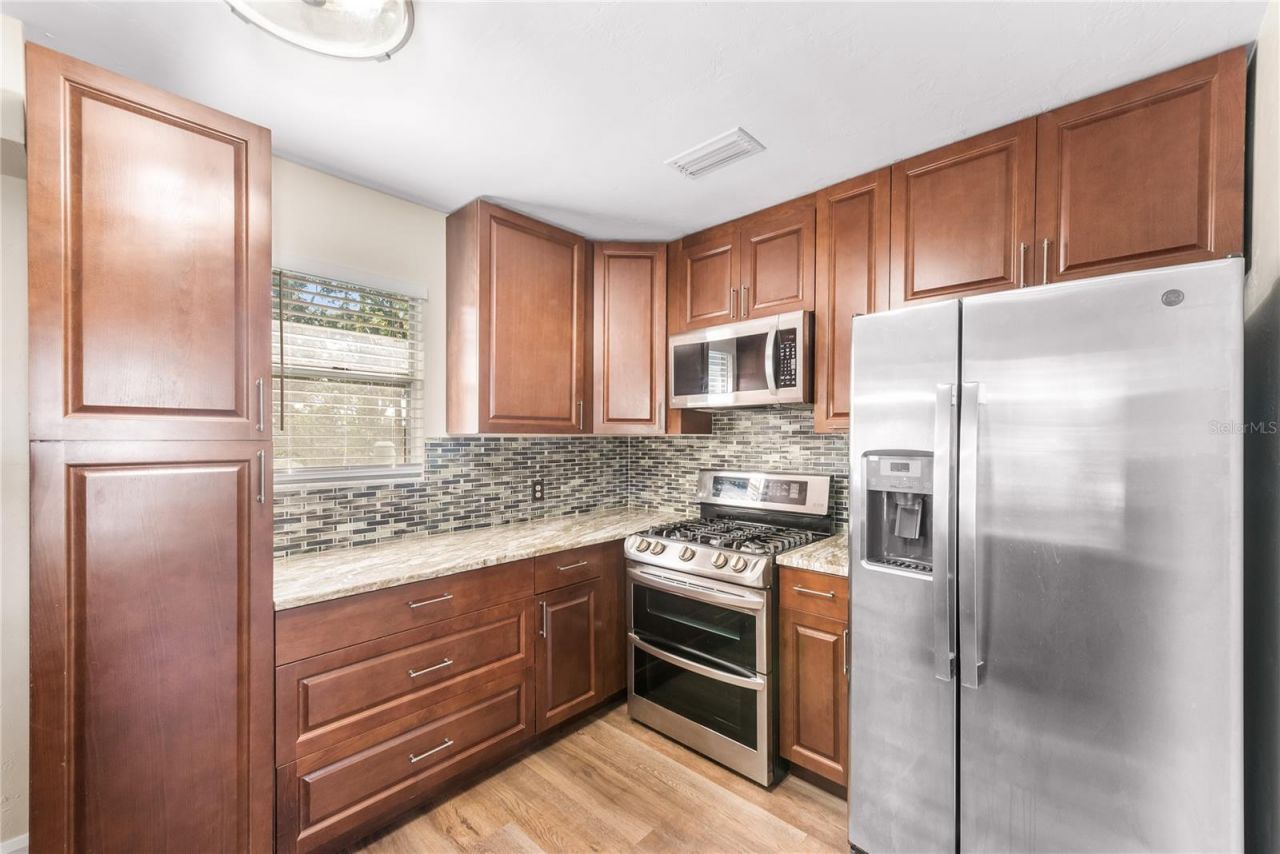 2010 42nd Street S, Saint Petersburg, FL 33711 Photo