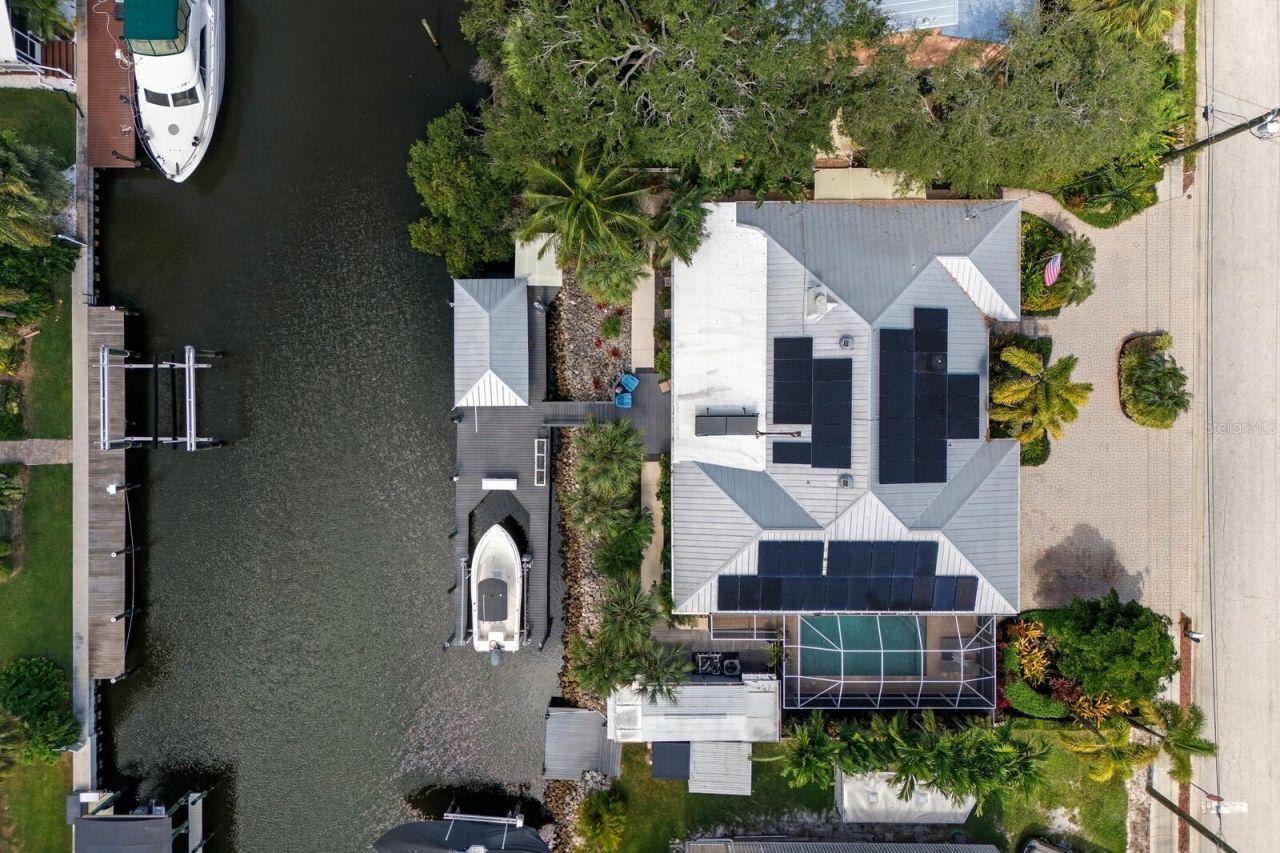 903 20th Avenue W, Palmetto, FL 34221 Photo