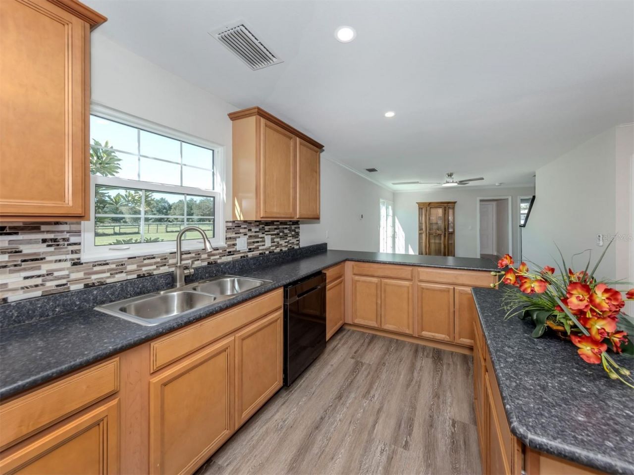 16372 Winburn Drive, Sarasota, FL 34240 Photo