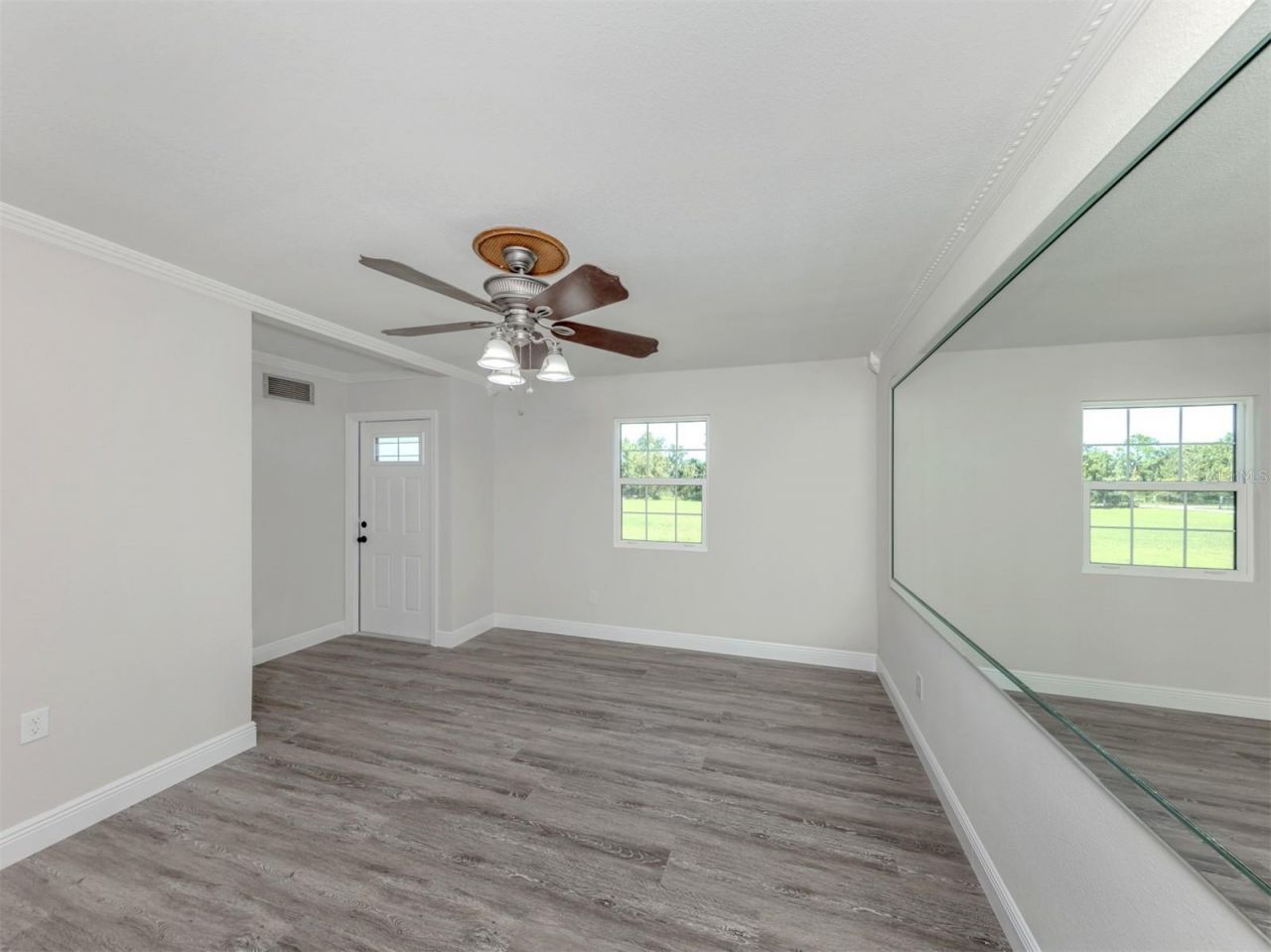 16372 Winburn Drive, Sarasota, FL 34240 Photo