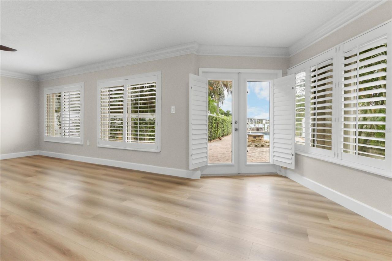 111 Driftwood Lane, Largo, FL 33770 Photo