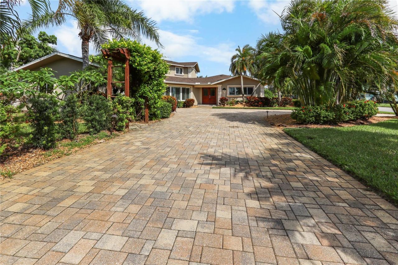 111 Driftwood Lane, Largo, FL 33770 Photo