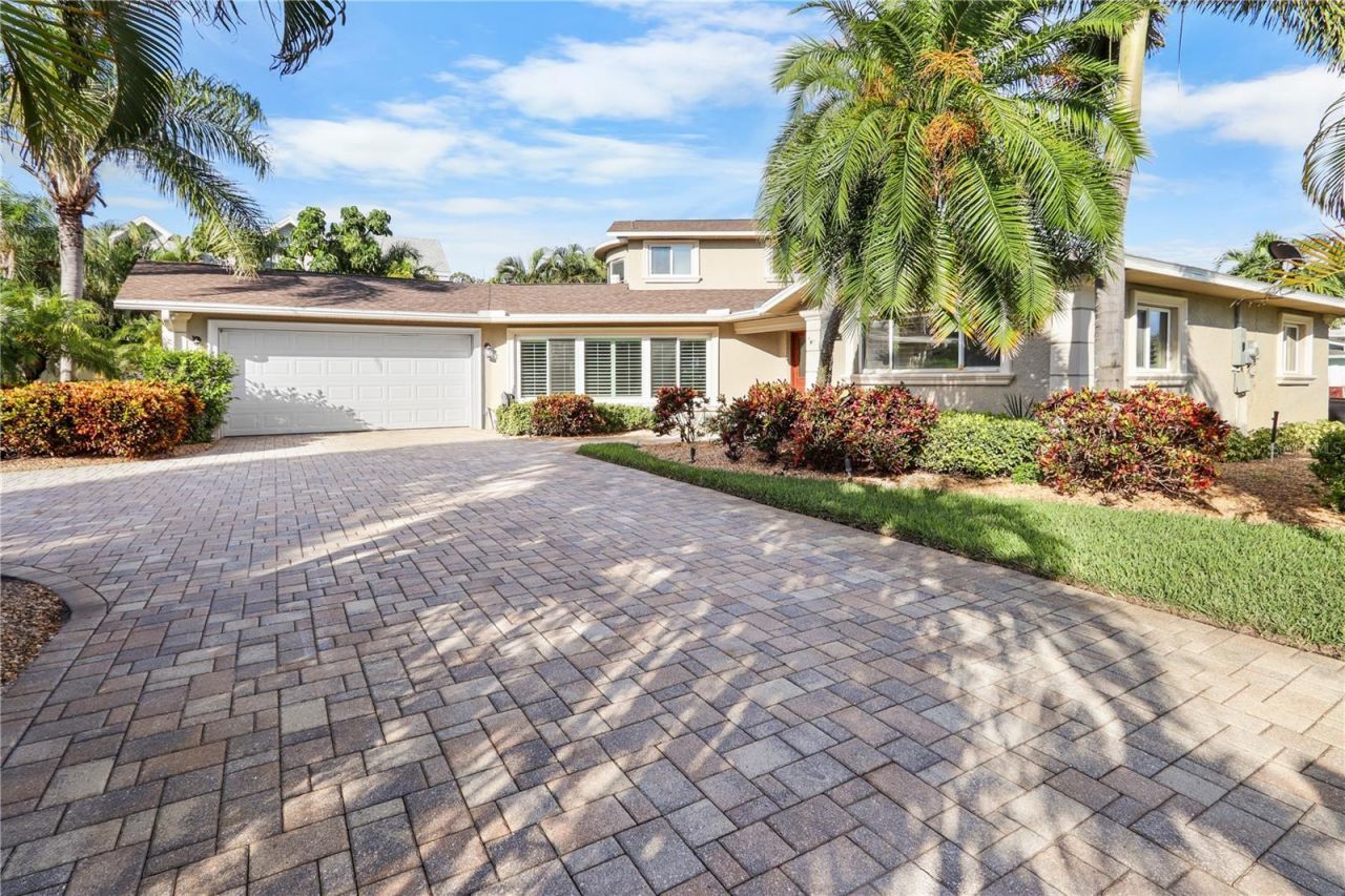 111 Driftwood Lane, Largo, FL 33770 Photo