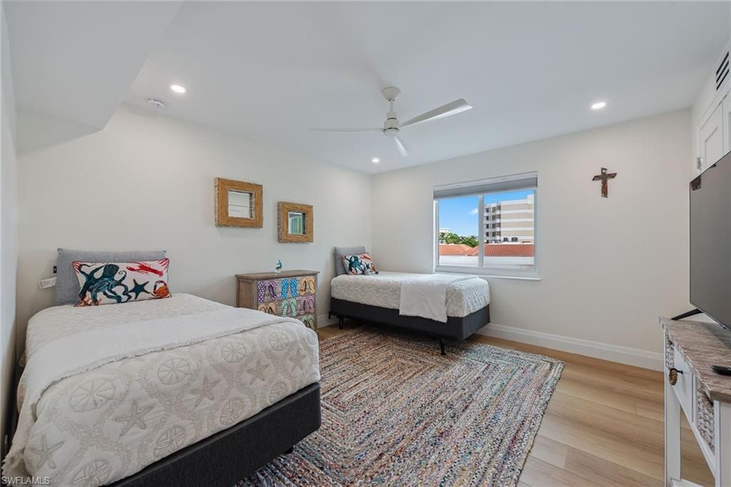 3000 Gulf Shore Blvd N, Unit 307, Naples, FL 34103 Photo