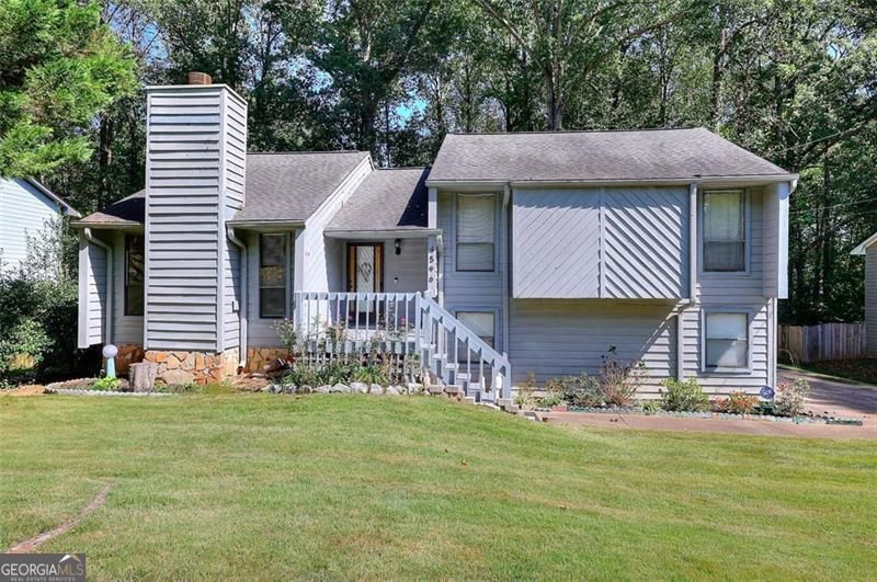 4596 MOSSY Lane Lilburn, GA 30047