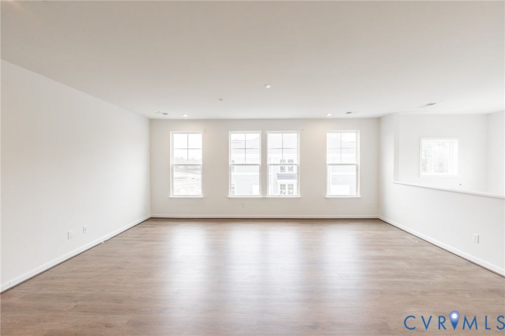 5408 Raysdale Road, Unit 202, Glen Allen, VA 23059 Main Photo