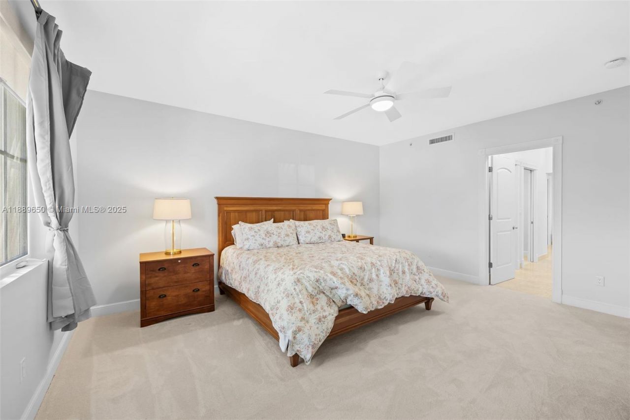 1414 SE 12th St, Unit 1B, Fort Lauderdale, FL 33316 Photo