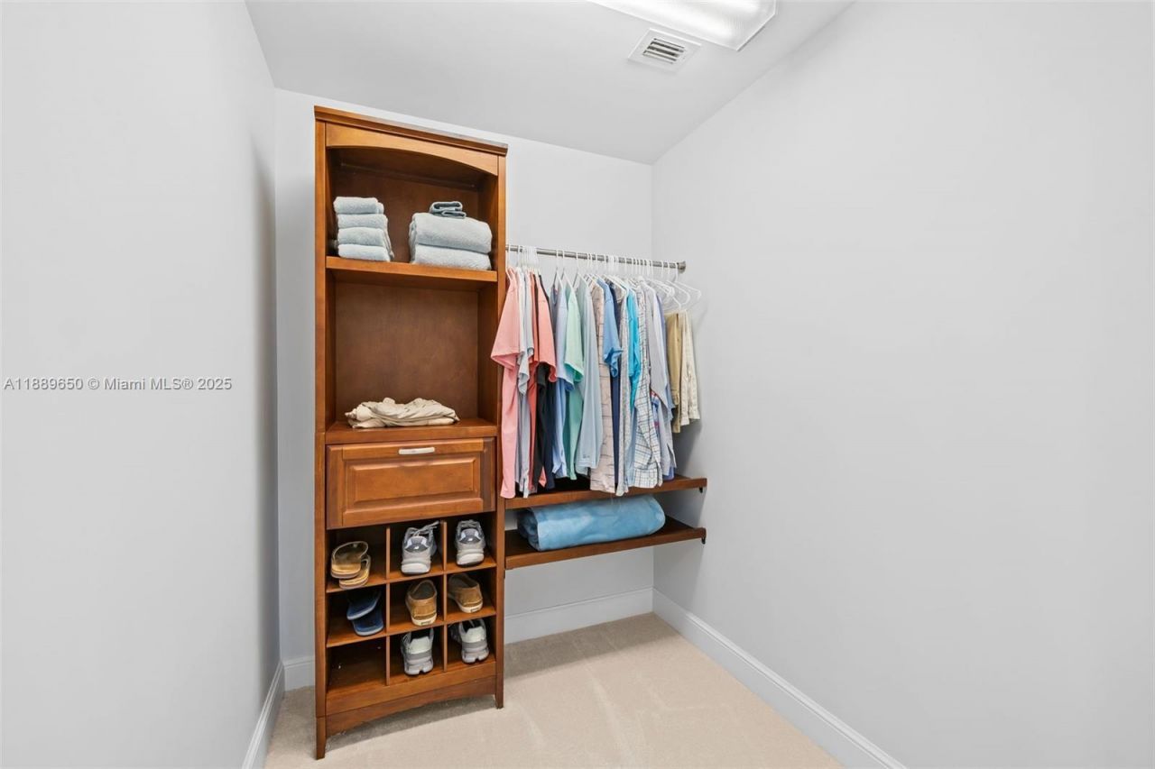 1414 SE 12th St, Unit 1B, Fort Lauderdale, FL 33316 Photo