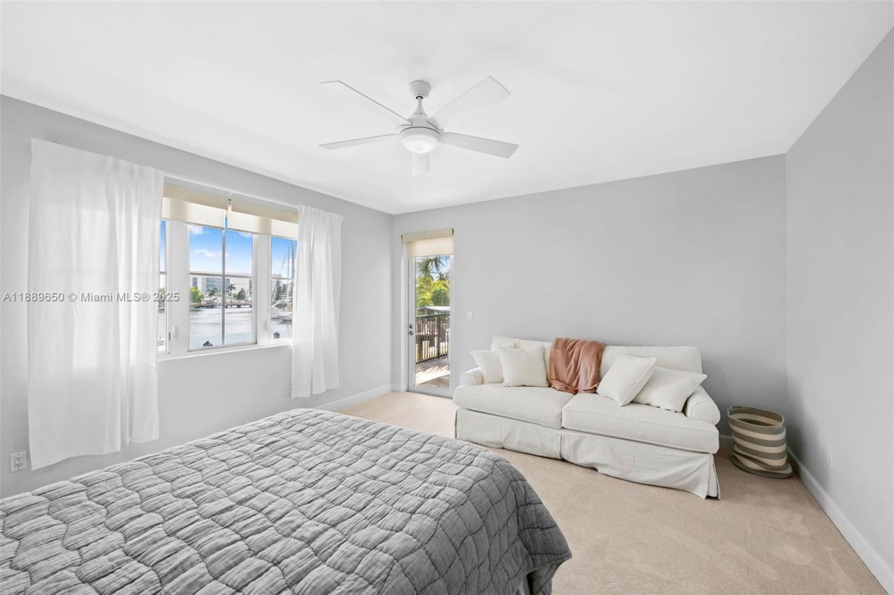 1414 SE 12th St, Unit 1B, Fort Lauderdale, FL 33316 Photo