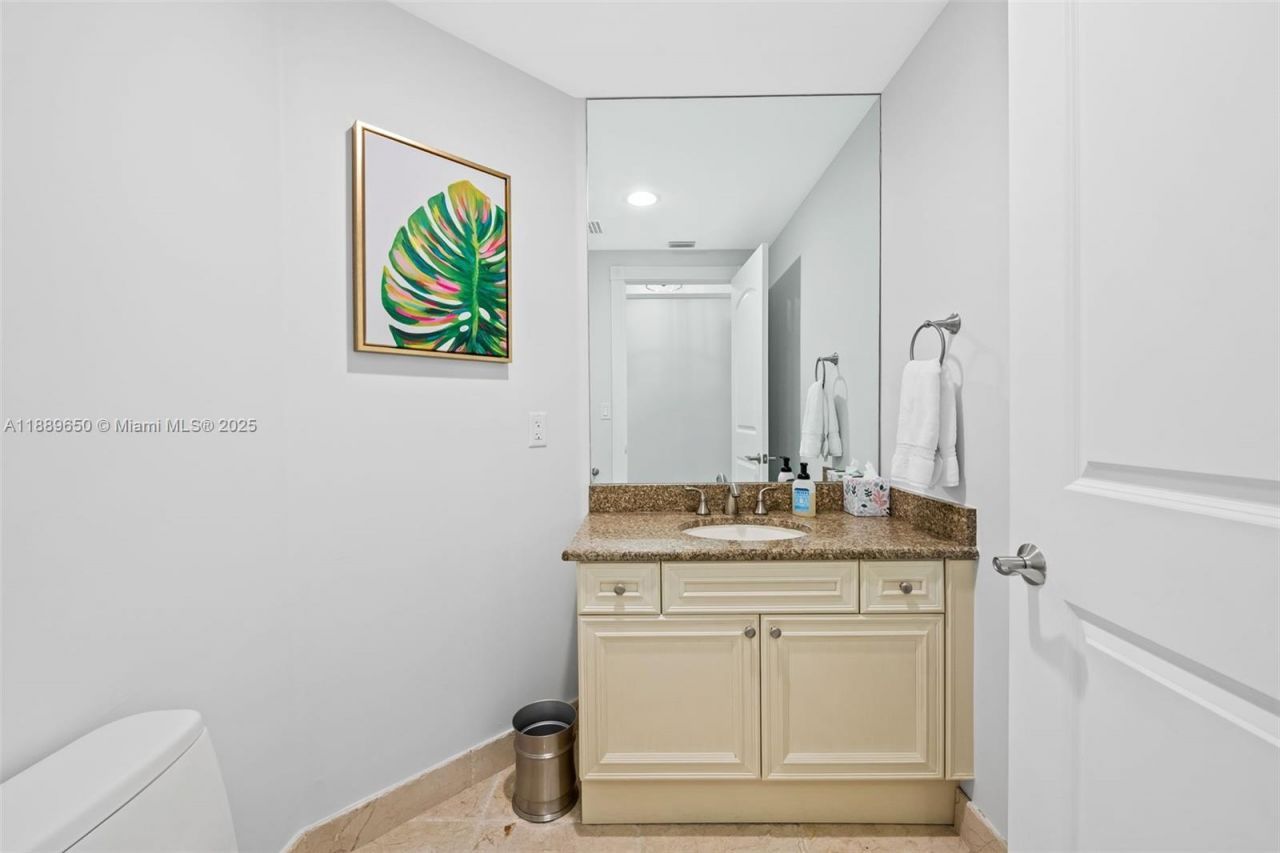 1414 SE 12th St, Unit 1B, Fort Lauderdale, FL 33316 Photo