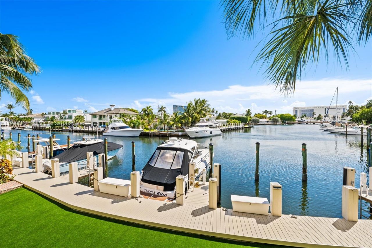 1414 SE 12th St, Unit 1B, Fort Lauderdale, FL 33316 Photo