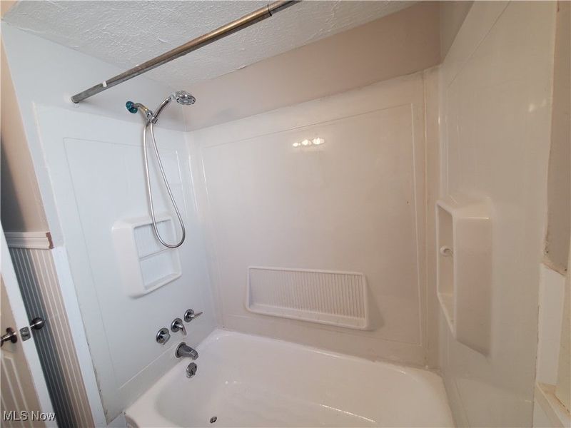 4287 E 162nd Street, Cleveland, OH 44128 Photo 14