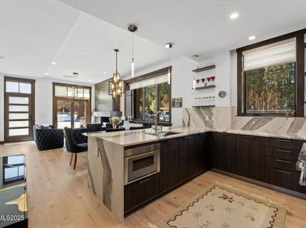 46 Beach Club Drive, Unit 901, Stateline, NV 89449 Photo