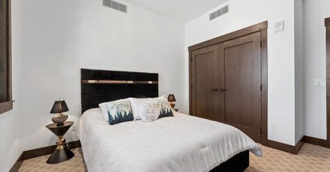 46 Beach Club Drive, Unit 901, Stateline, NV 89449 Photo