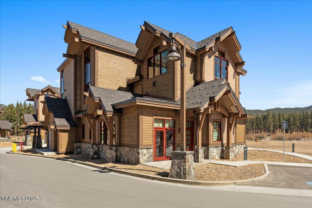 46 Beach Club Drive, Unit 901, Stateline, NV 89449 Photo