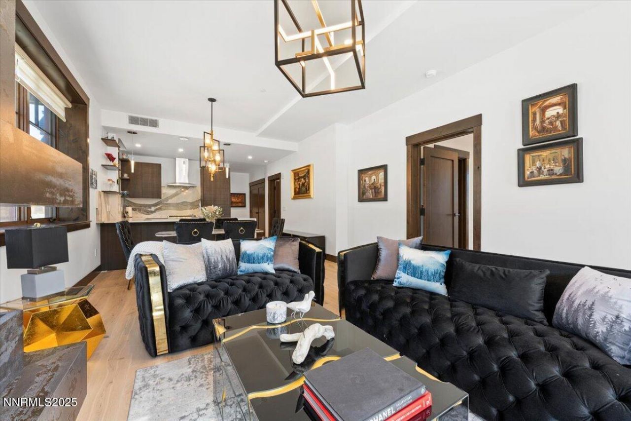 46 Beach Club Drive, Unit 901, Stateline, NV 89449 Photo