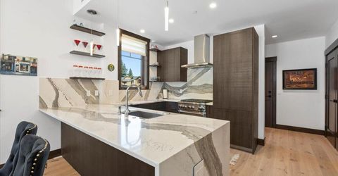 46 Beach Club Drive, Unit 901, Stateline, NV 89449 Photo