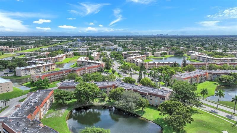 9301 Sunrise Lakes Blvd, Unit 207, Sunrise, FL 33322 Photo