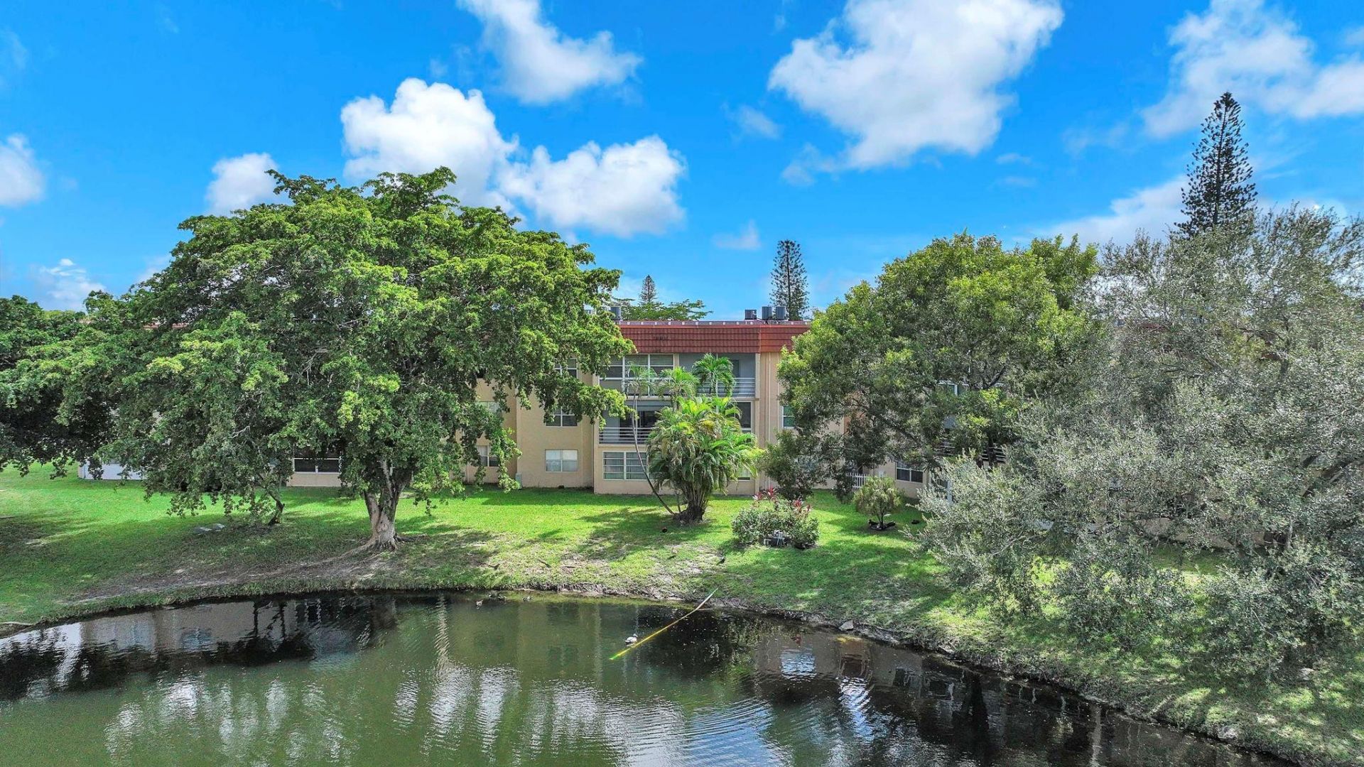 9301 Sunrise Lakes Boulevard, Unit 207, Sunrise, FL 33322 Photo