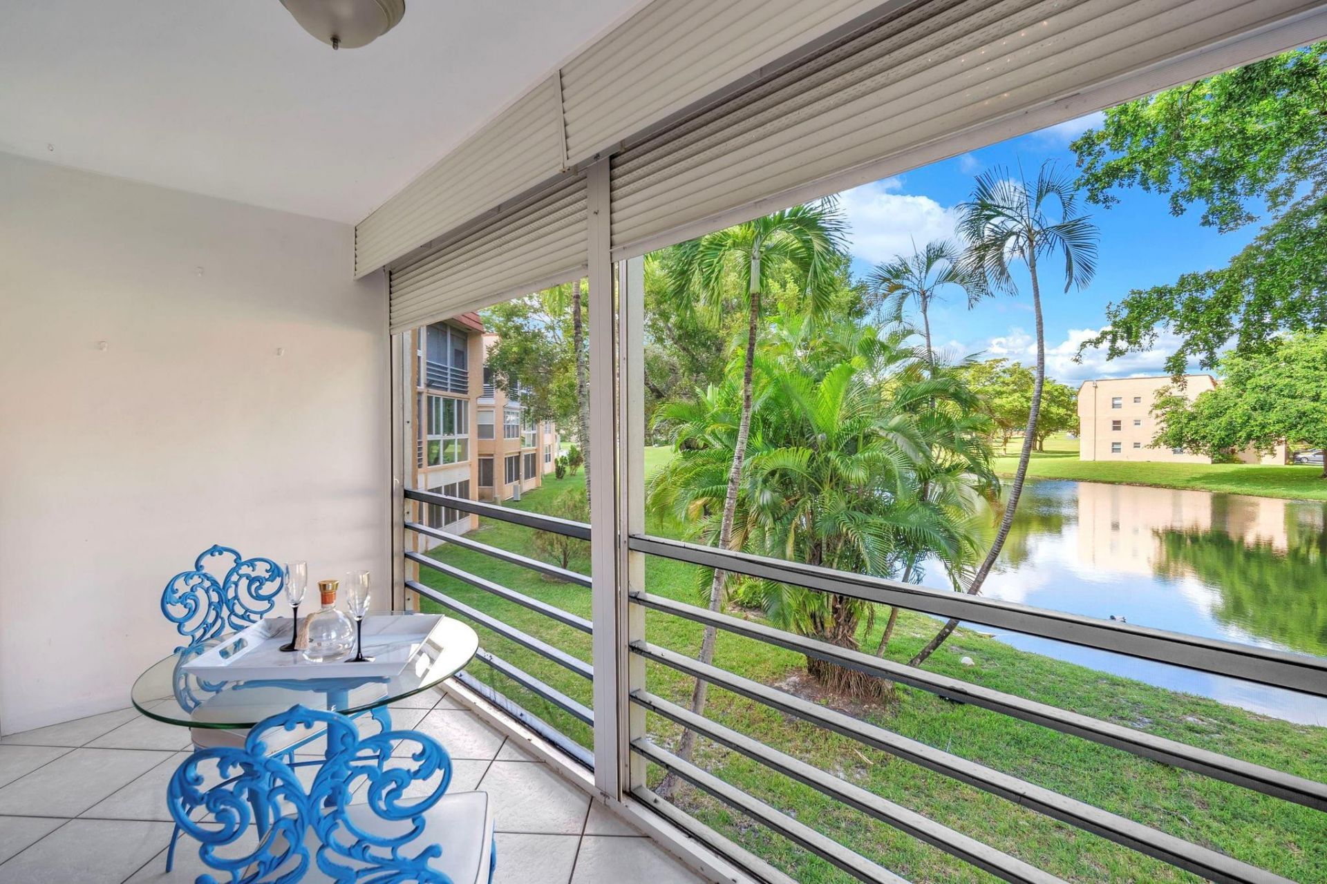 9301 Sunrise Lakes Boulevard, Unit 207, Sunrise, FL 33322 Photo