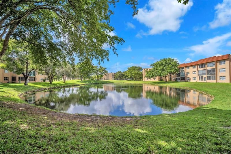 9301 Sunrise Lakes Blvd, Unit 207, Sunrise, FL 33322 Photo