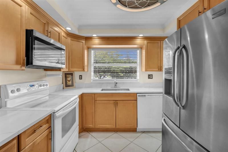 9301 Sunrise Lakes Blvd, Unit 207, Sunrise, FL 33322 Photo