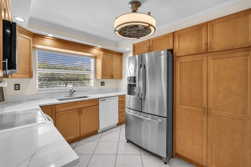 9301 Sunrise Lakes Blvd, Unit 207, Sunrise, FL 33322 Photo