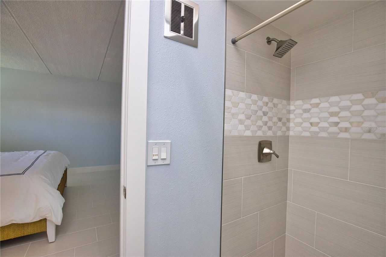 902 Gibbs Road, Unit 184, Venice, FL 34285 Photo