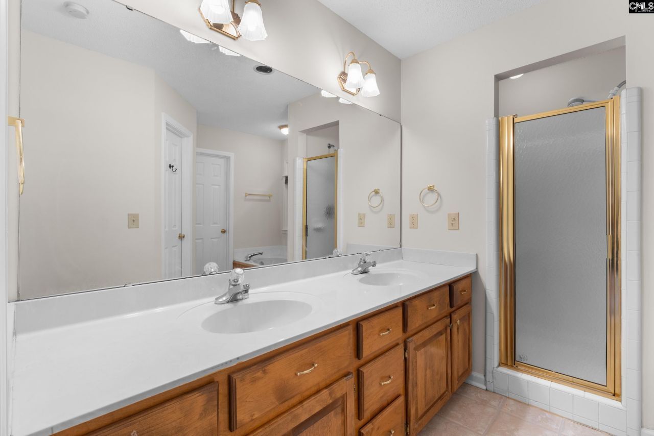 109 Armanda Road Photo 24