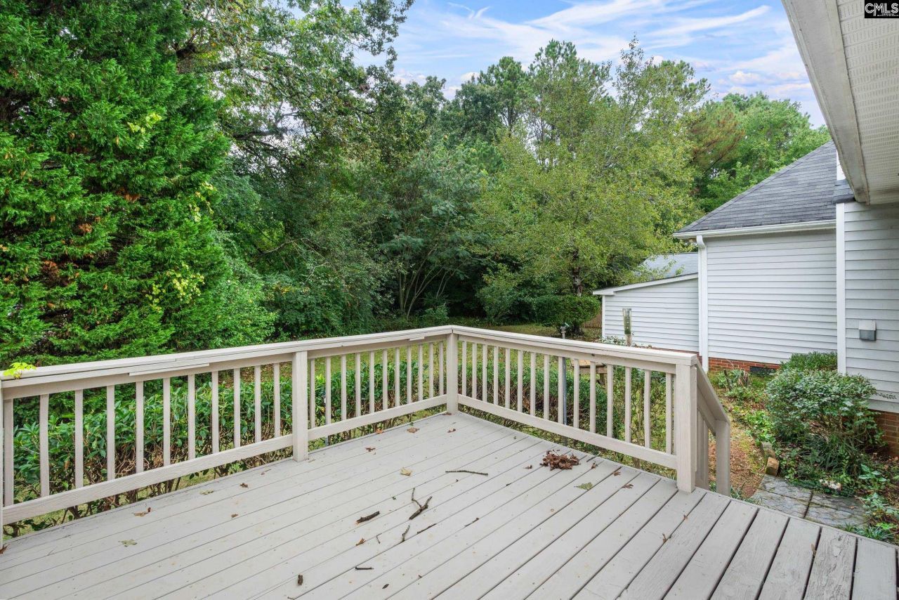 109 Armanda Road Photo 5