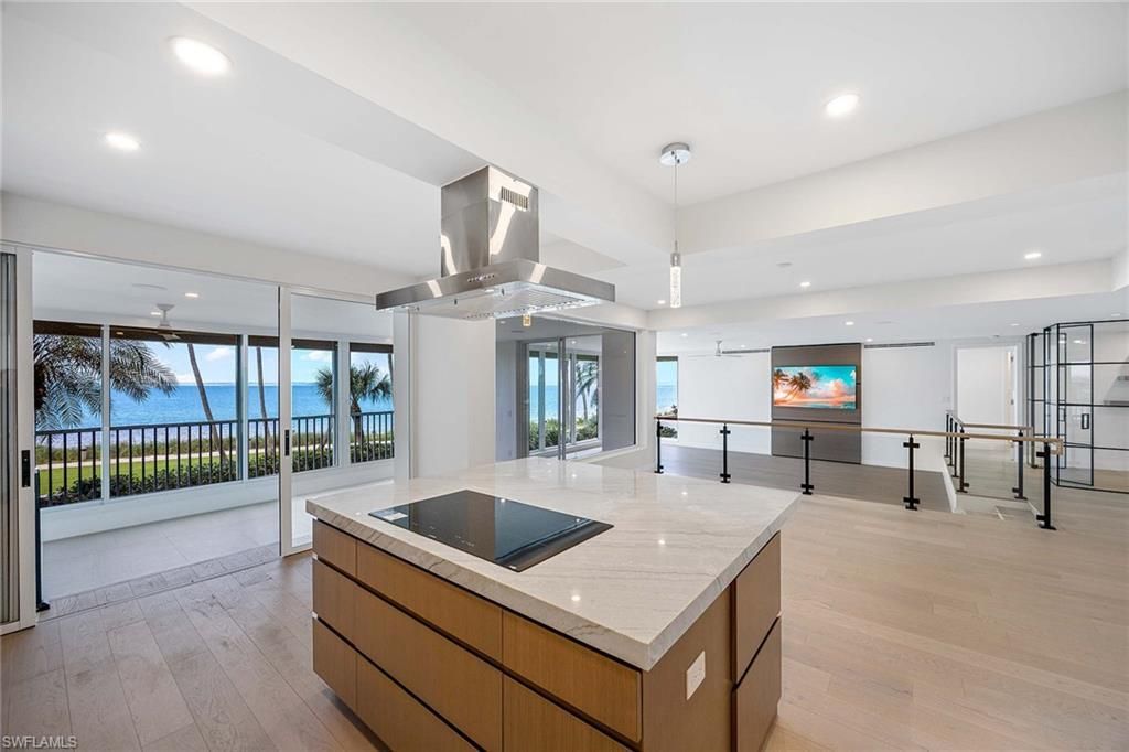 4301 Gulf Shore Blvd N, Unit 202, Naples, FL 34103 Photo