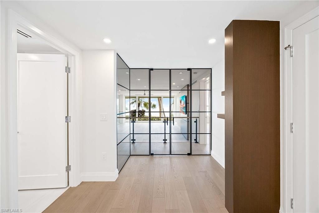 4301 Gulf Shore Blvd N, Unit 202, Naples, FL 34103 Photo